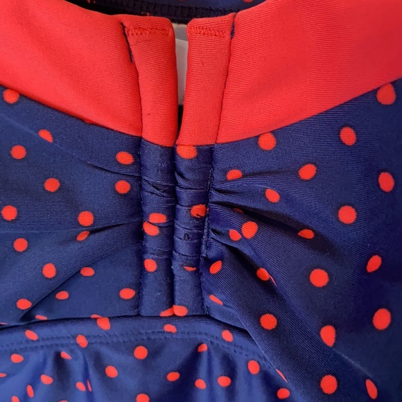 Charm Leaks tankini top. Size M - Picture 2 of 5